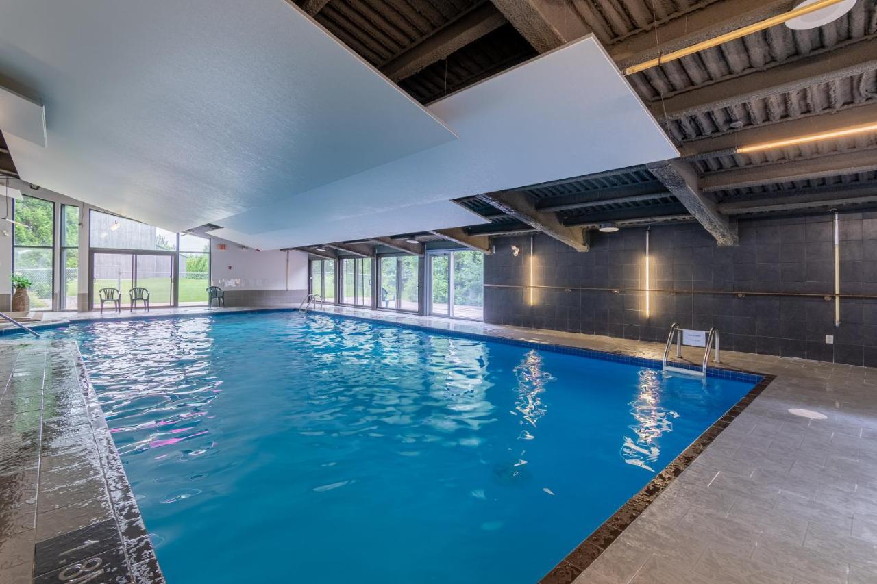 Condo Avec Parc Aquatique ! Beaupré Kültér fotó